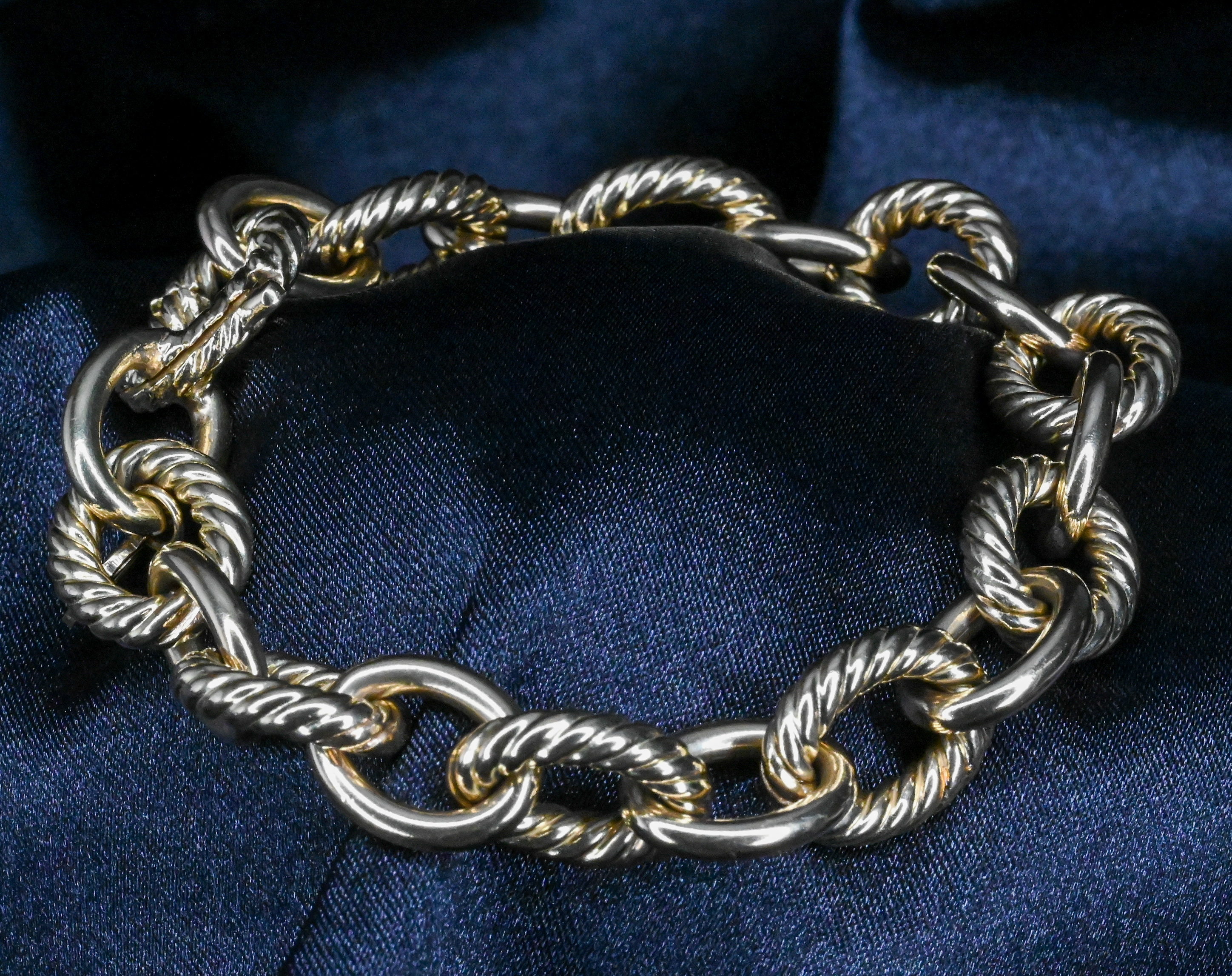 Yellow Gold Madison Chain Bracelet thumbnail 3