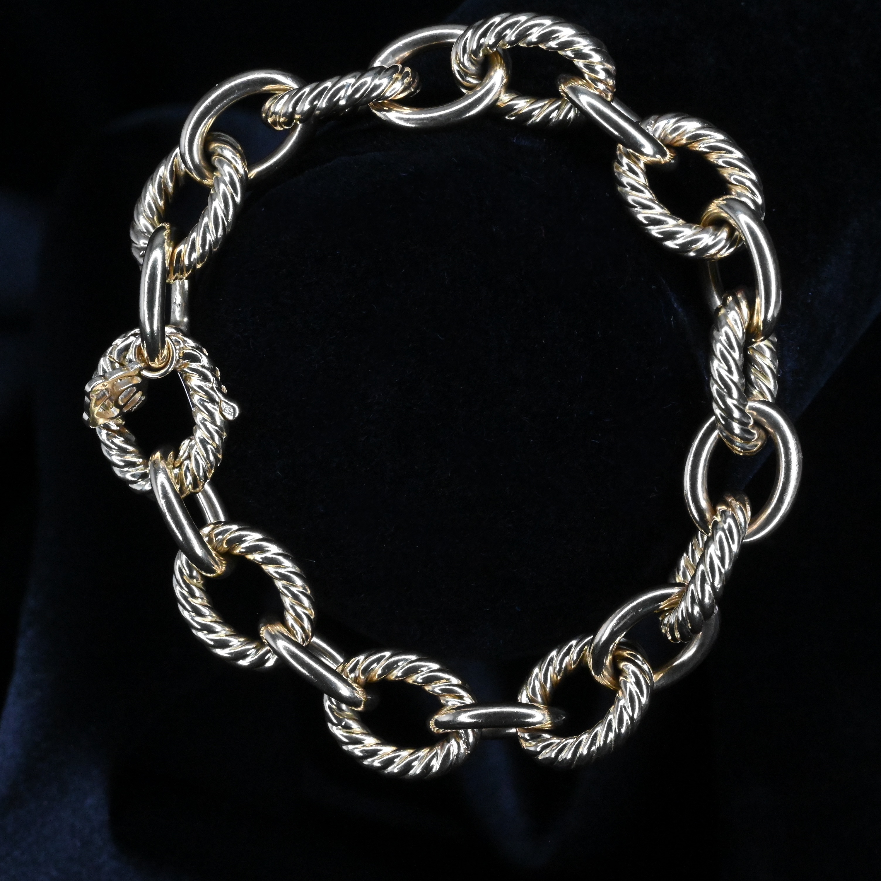 Yellow Gold Madison Chain Bracelet thumbnail 4