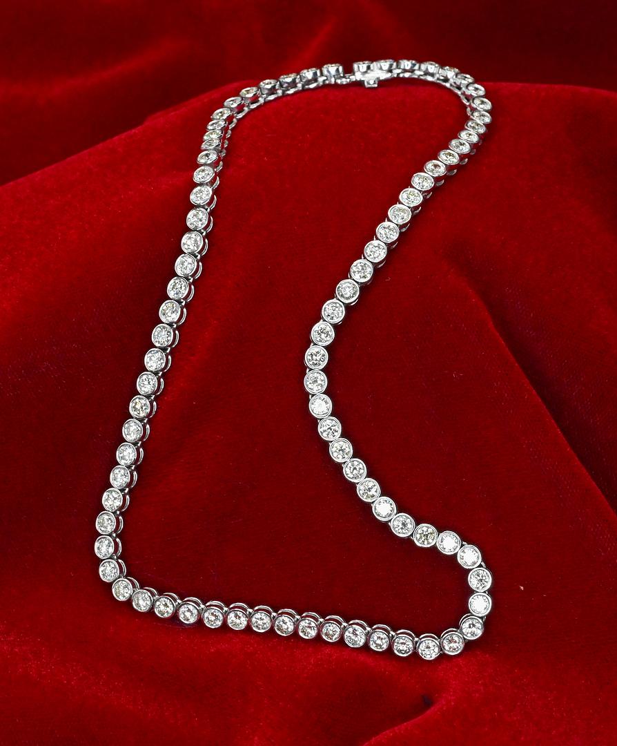 Bezel-Set Natural Diamond Choker Necklace thumbnail 3