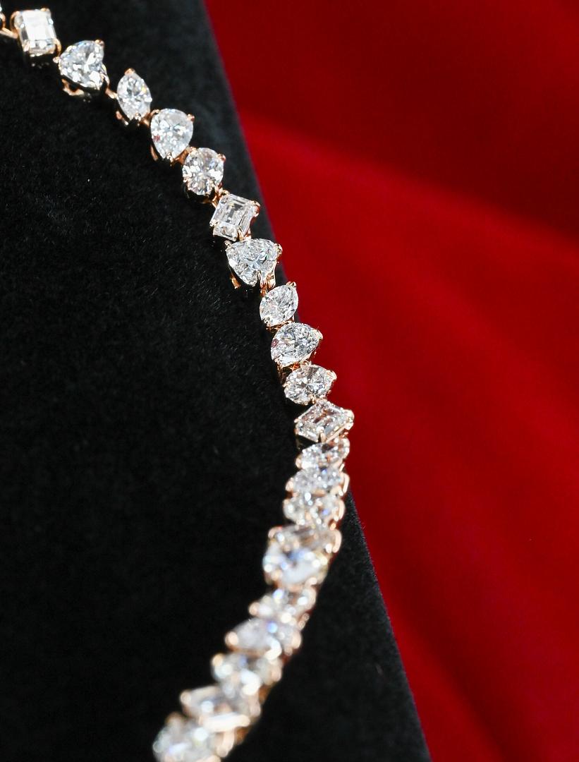 Mixed-Shape Natural Diamond Tennis Bracelet thumbnail 2