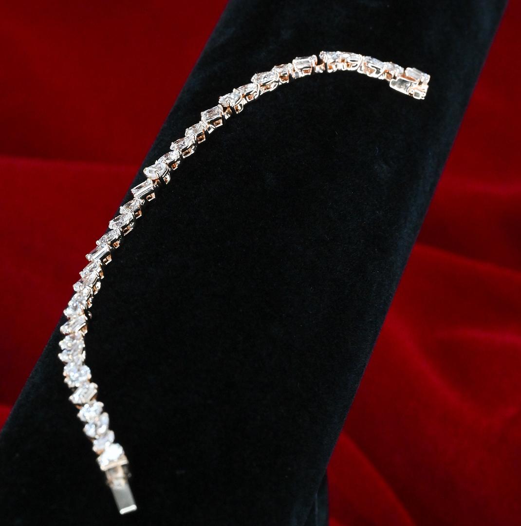 Mixed-Shape Natural Diamond Tennis Bracelet thumbnail 3