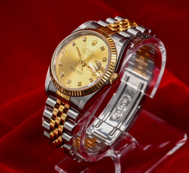 Rolex Datejust Two-Tone Jubilee thumbnail 3