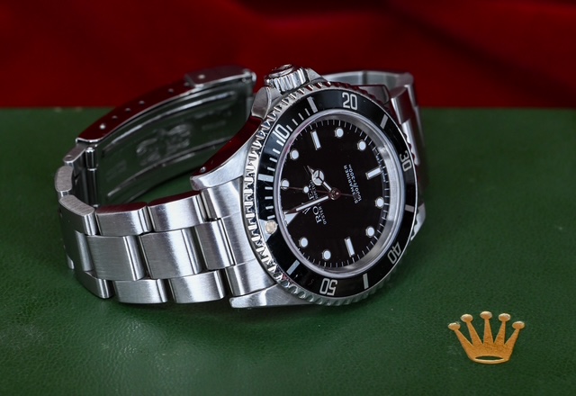 Rolex Submariner thumbnail 5