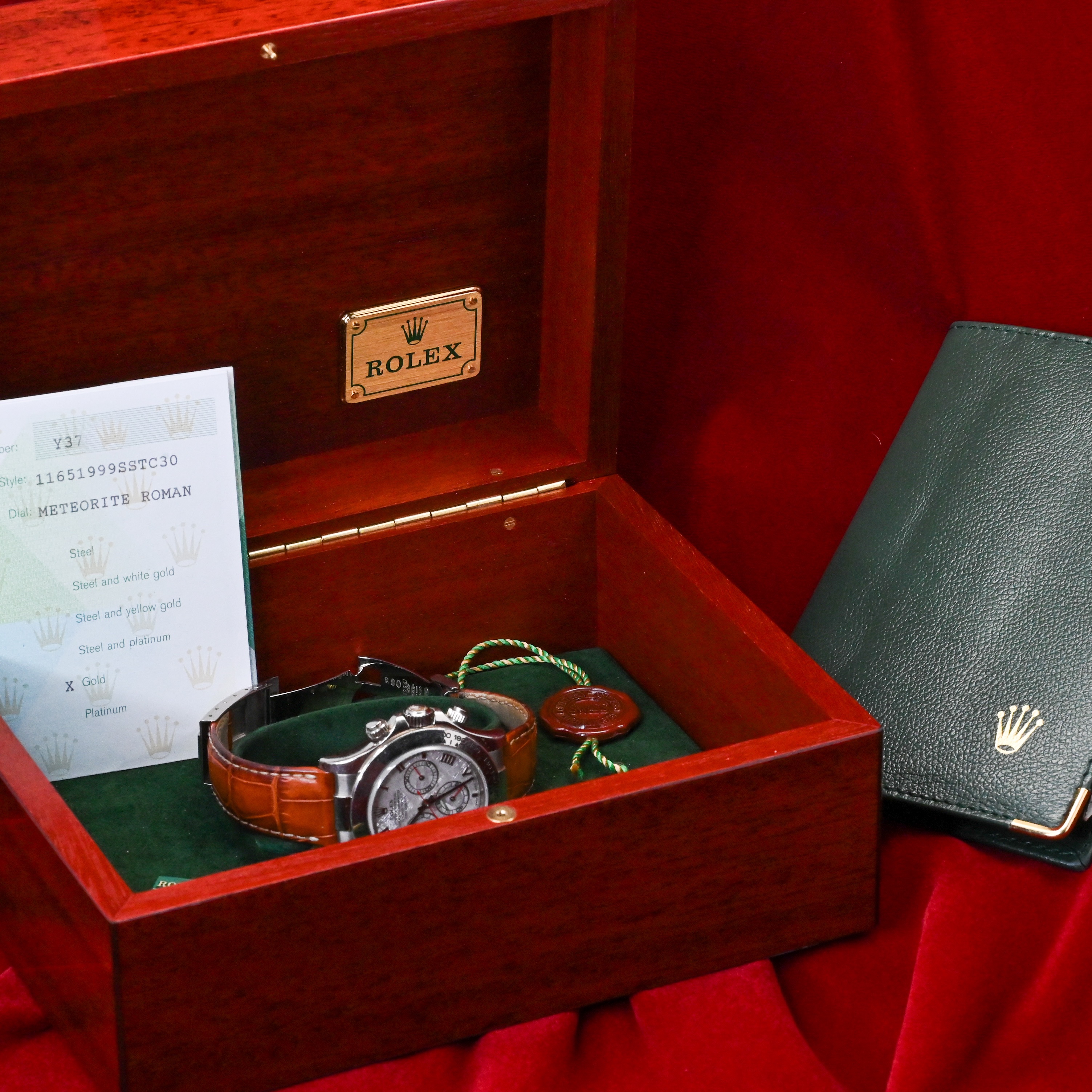 Rolex Cosmogaph Daytona Meteorite thumbnail 7